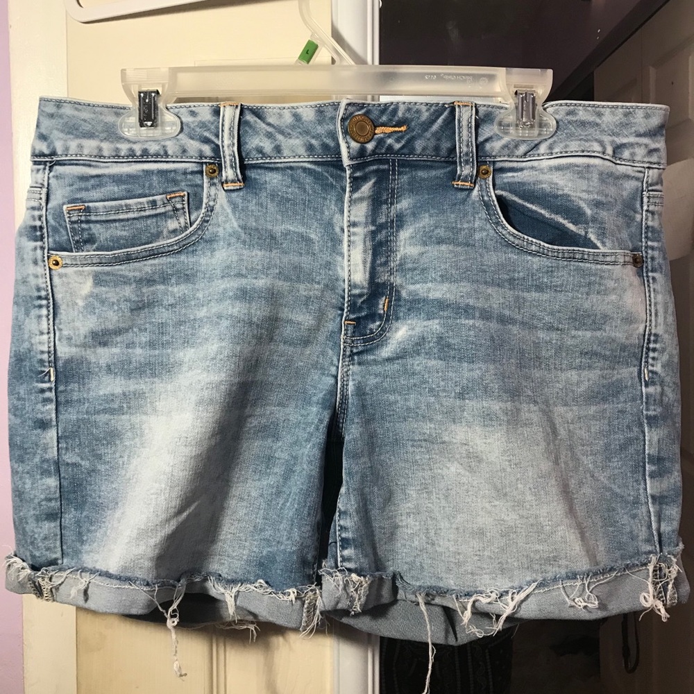 American Eagle Midi Short